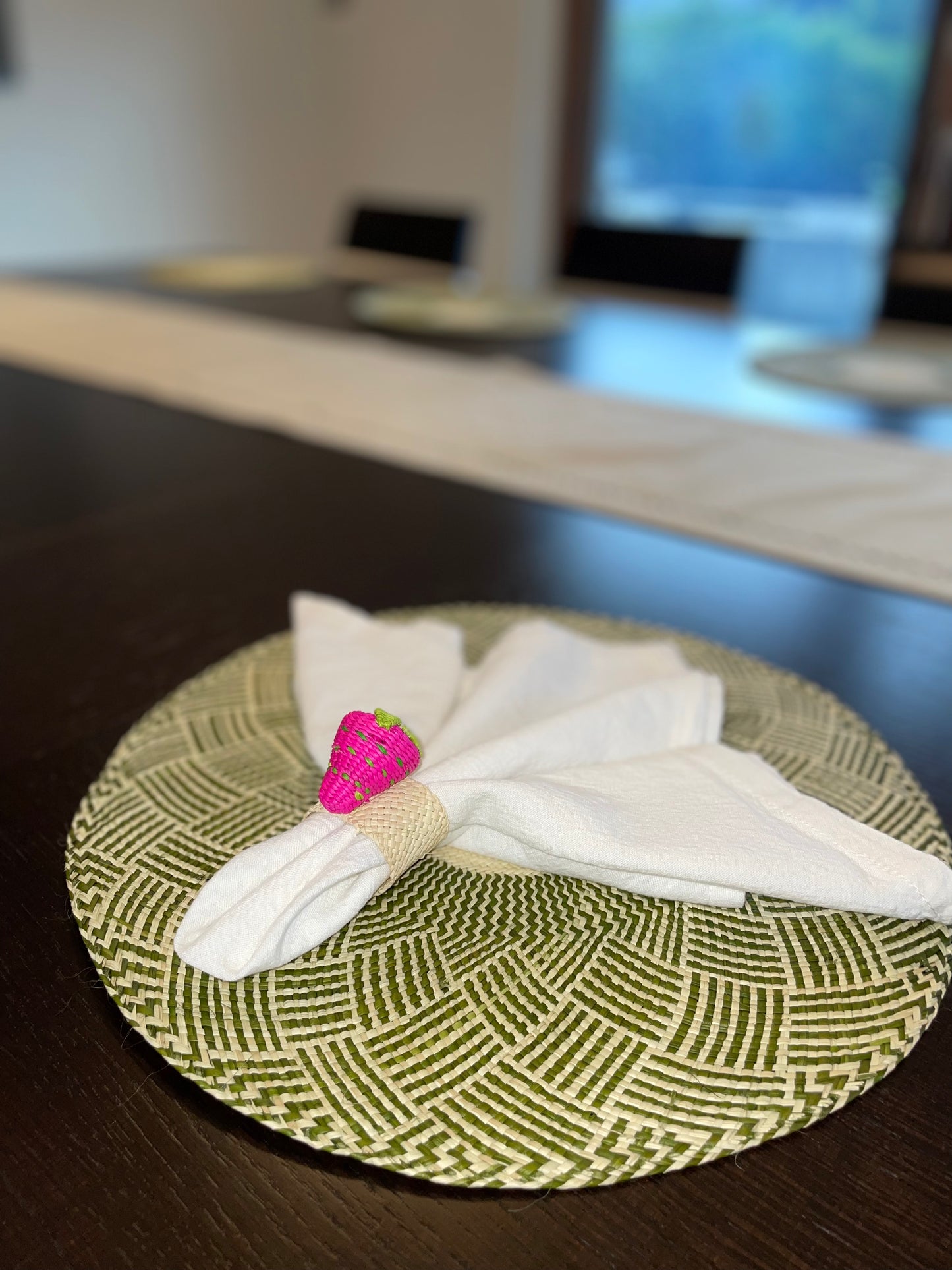 wicked material, strawberry napkin rings, made in Colombia, fruit napkin ring, table decoration, home decoration straw napkin ring, handwoven napkin ring, handwoven table decor, wicked material, strawberry napkin rings, made in Colombia, fruit napkin ring, table decoration, home decoration