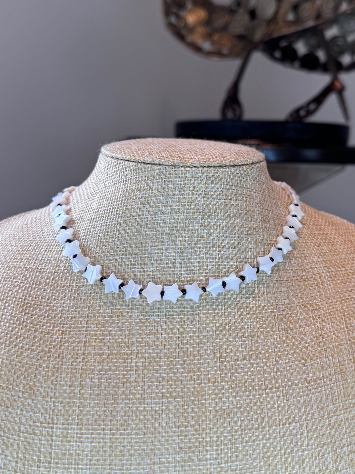 M.O.P. necklace, choker style, unique size