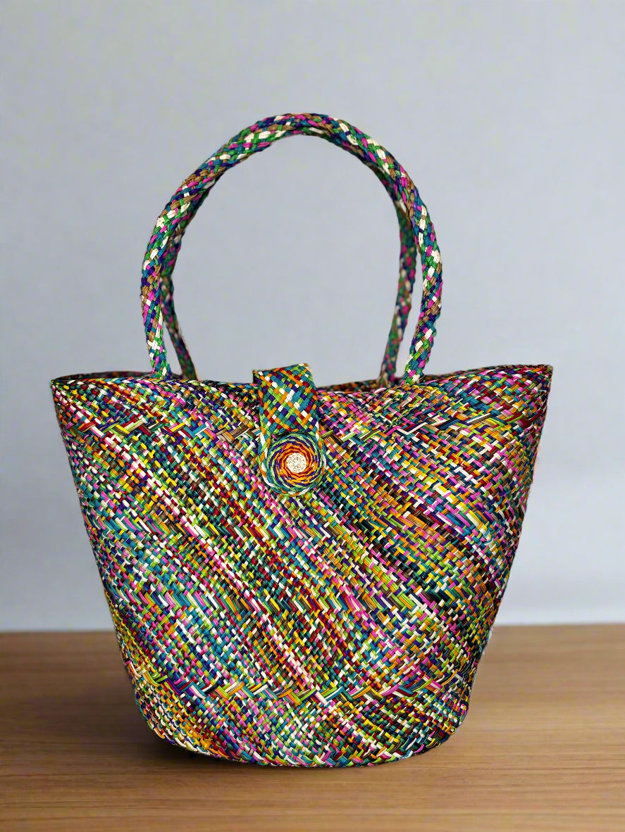 iraca palm tote bag, light weight bag, organic fibres, eco friendly bag