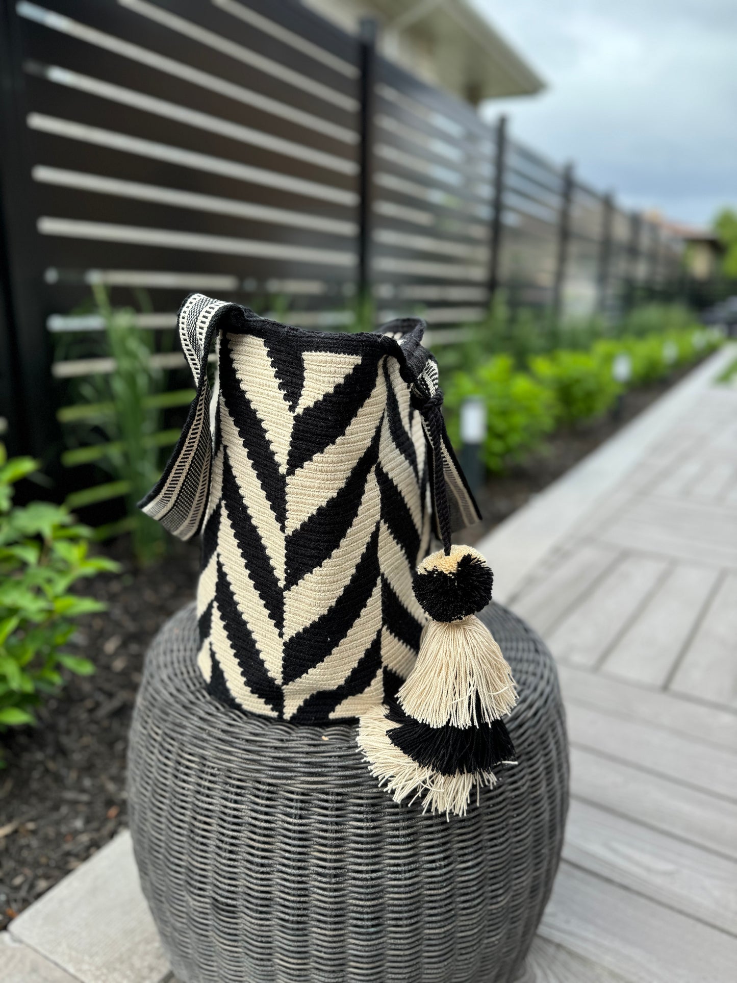 tote bag, summer tote, mochilon Wayuu, Colombian bag, handmade handbag,, cotton bag, large bag, beach bag, summer bag, pool bag, summer style, vacay mode, vacation bag