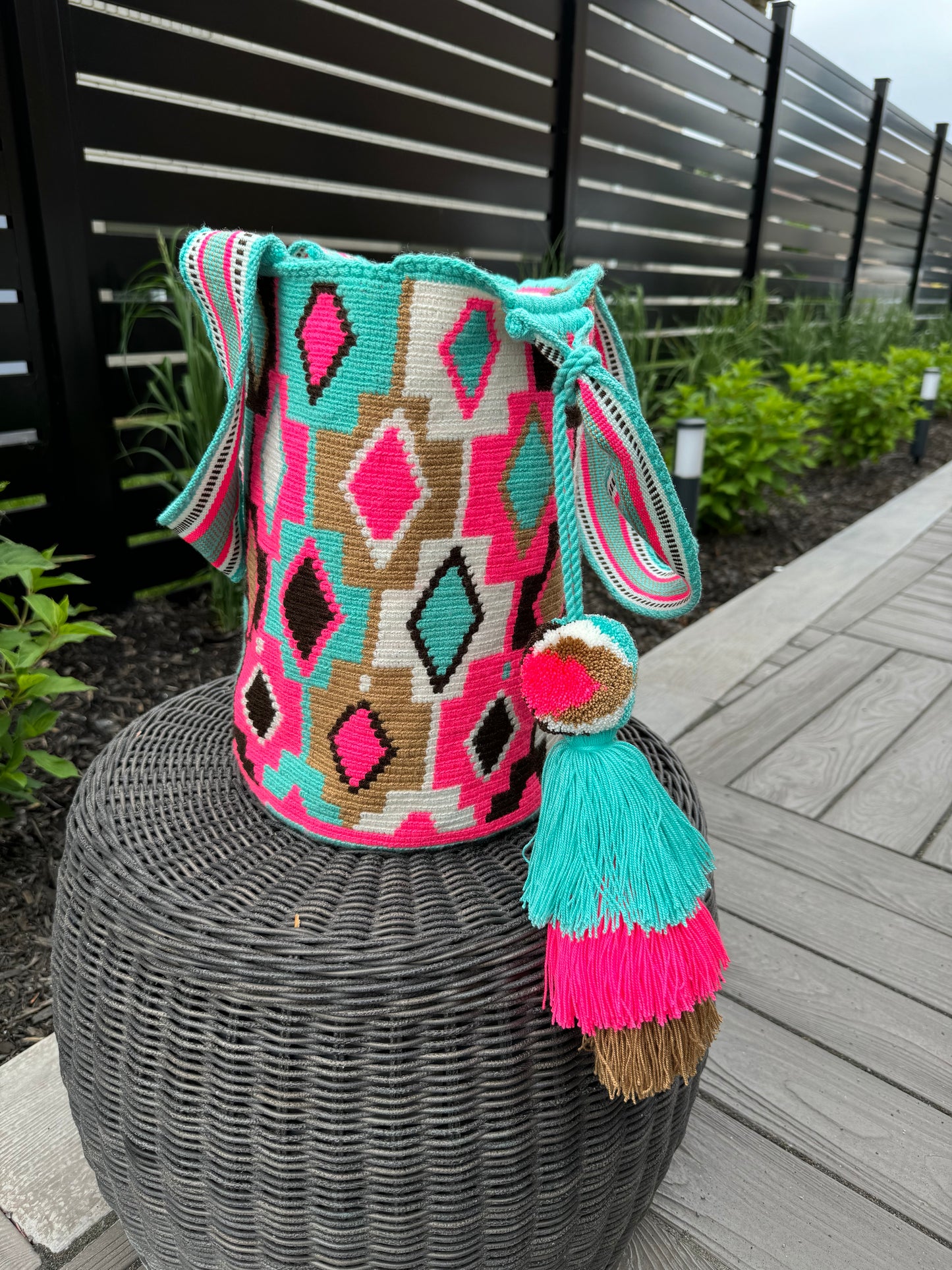 tote bag, summer tote, mochilon Wayuu, Colombian bag, handmade handbag,, cotton bag, large bag, beach bag, summer bag, pool bag, summer style, vacay mode, vacation bag