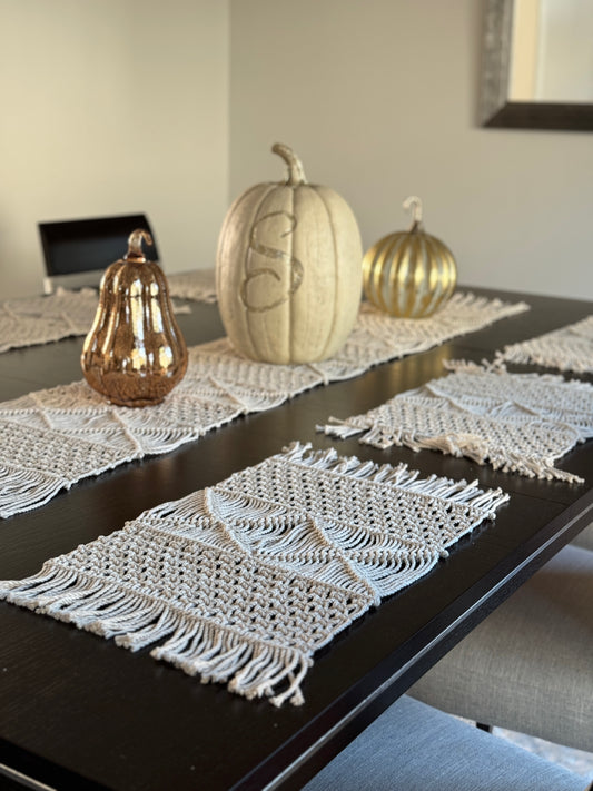 macrame table set, table decor, unique pattern, handmade, hand woven table set