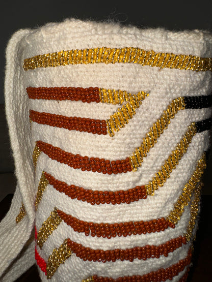 beaded wayuu bag, beaded Arhuaca bag, decorated mochila, handbag, Colombian handbag, handmade bag, earth tones, Colombian mochila, arhuaca mochila