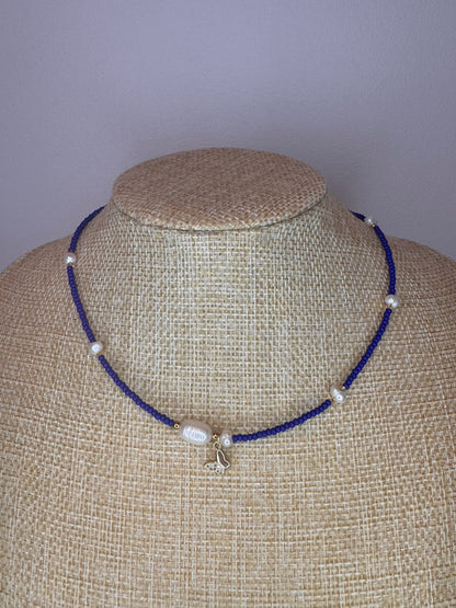 Bead necklace, chocker style, unicolour chocker, freshwater necklace, charm with crystals, handmade, butterfly charm, crystals