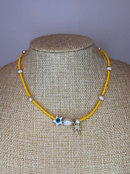 Bead necklace, chocker style, unicolour chocker, freshwater necklace, charm with crystals, handmade, evil eye necklace, evil eye protection, nacre  star, palm tree charm