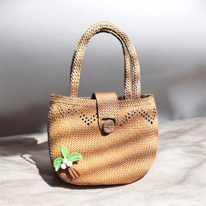 natural fibre bag, handmade in Colombia available in Montreal 