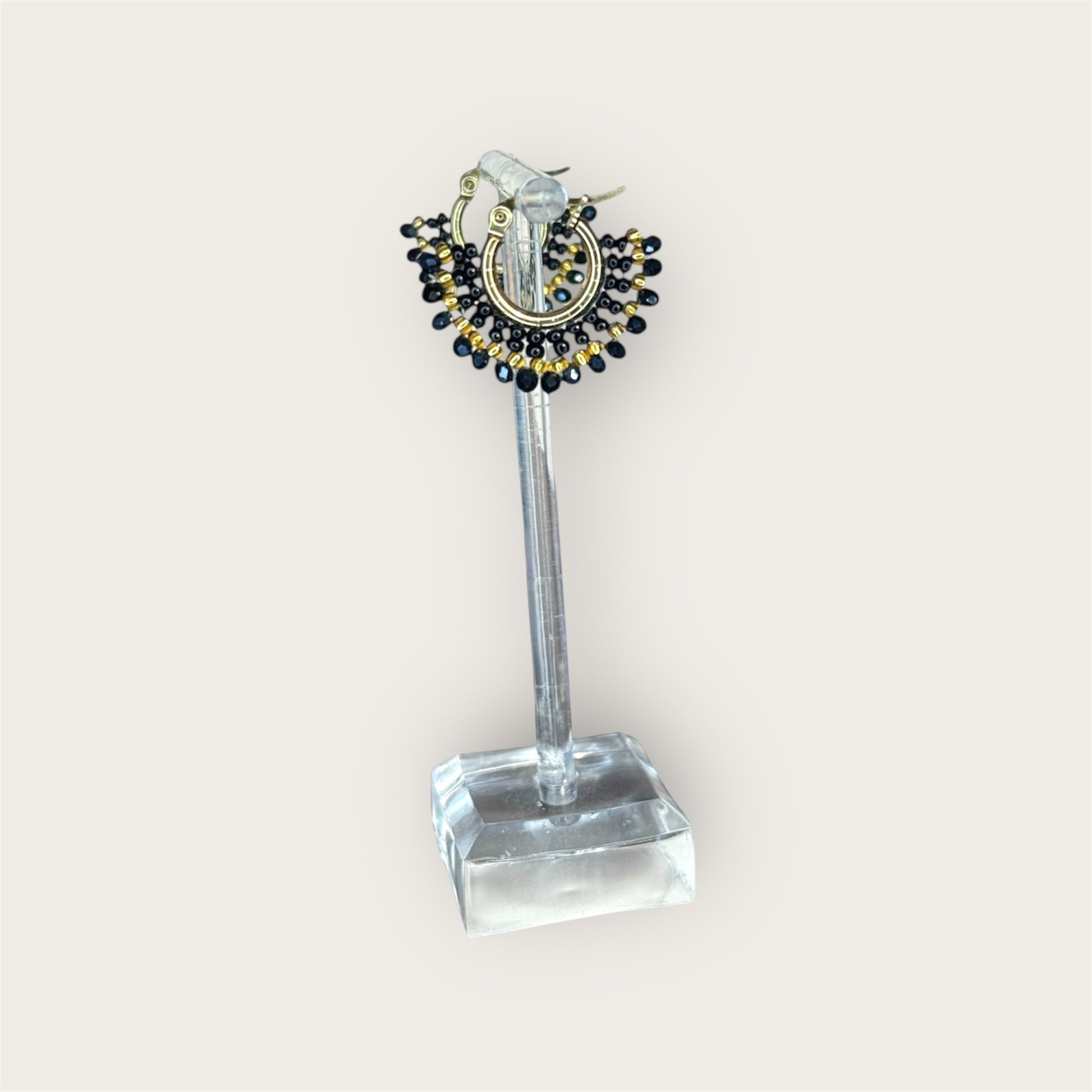 Colombian handmade jewelry Montreal,  handmade earrings, beads and crystals 