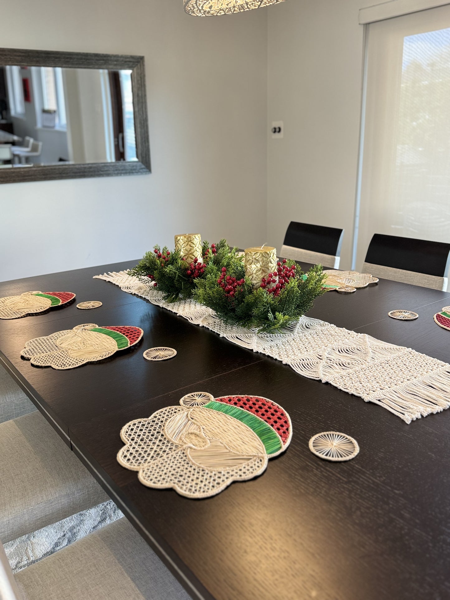 christmas hand woven table set Montreal 