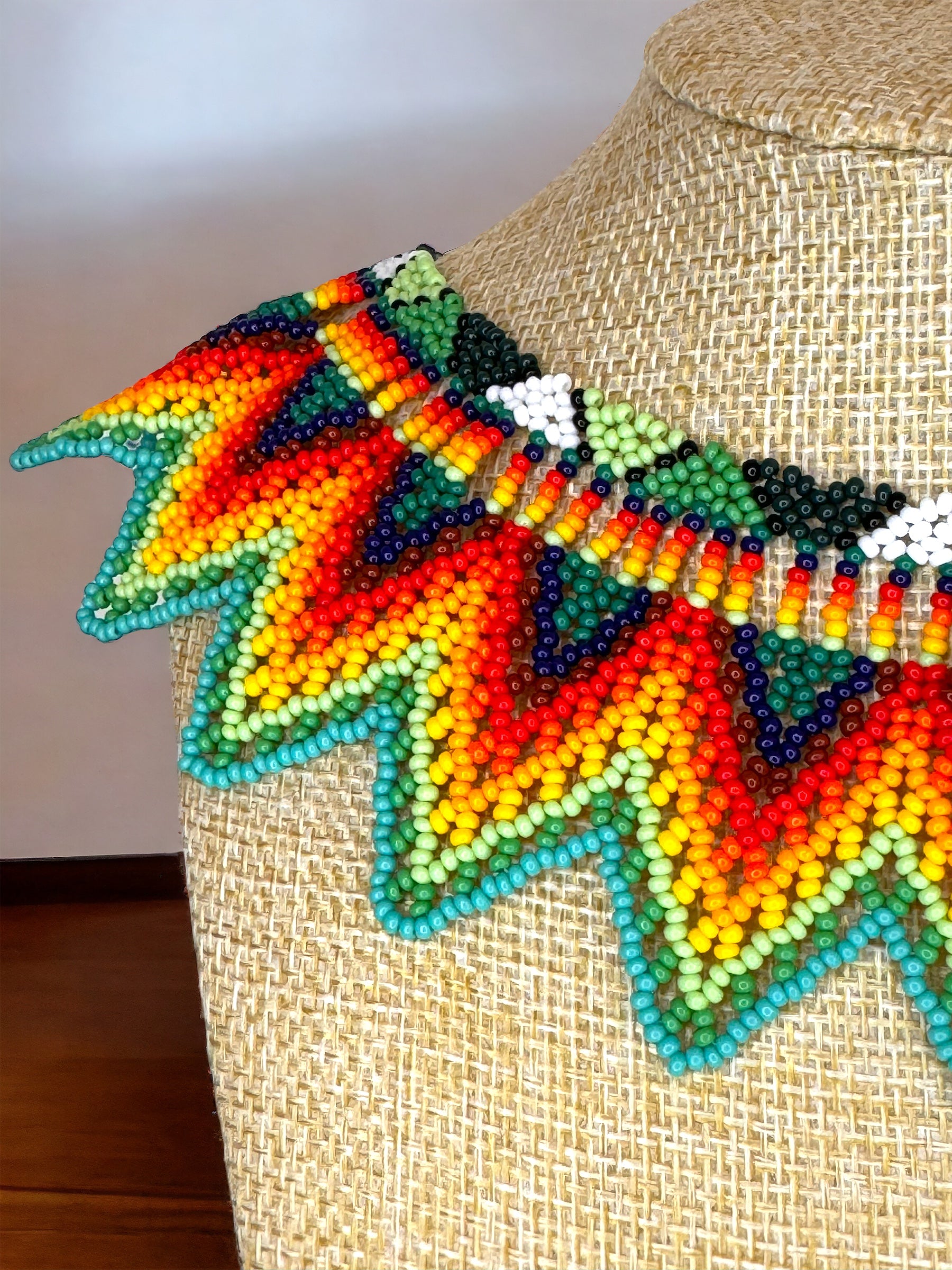 hand beaded necklace MOntreal 