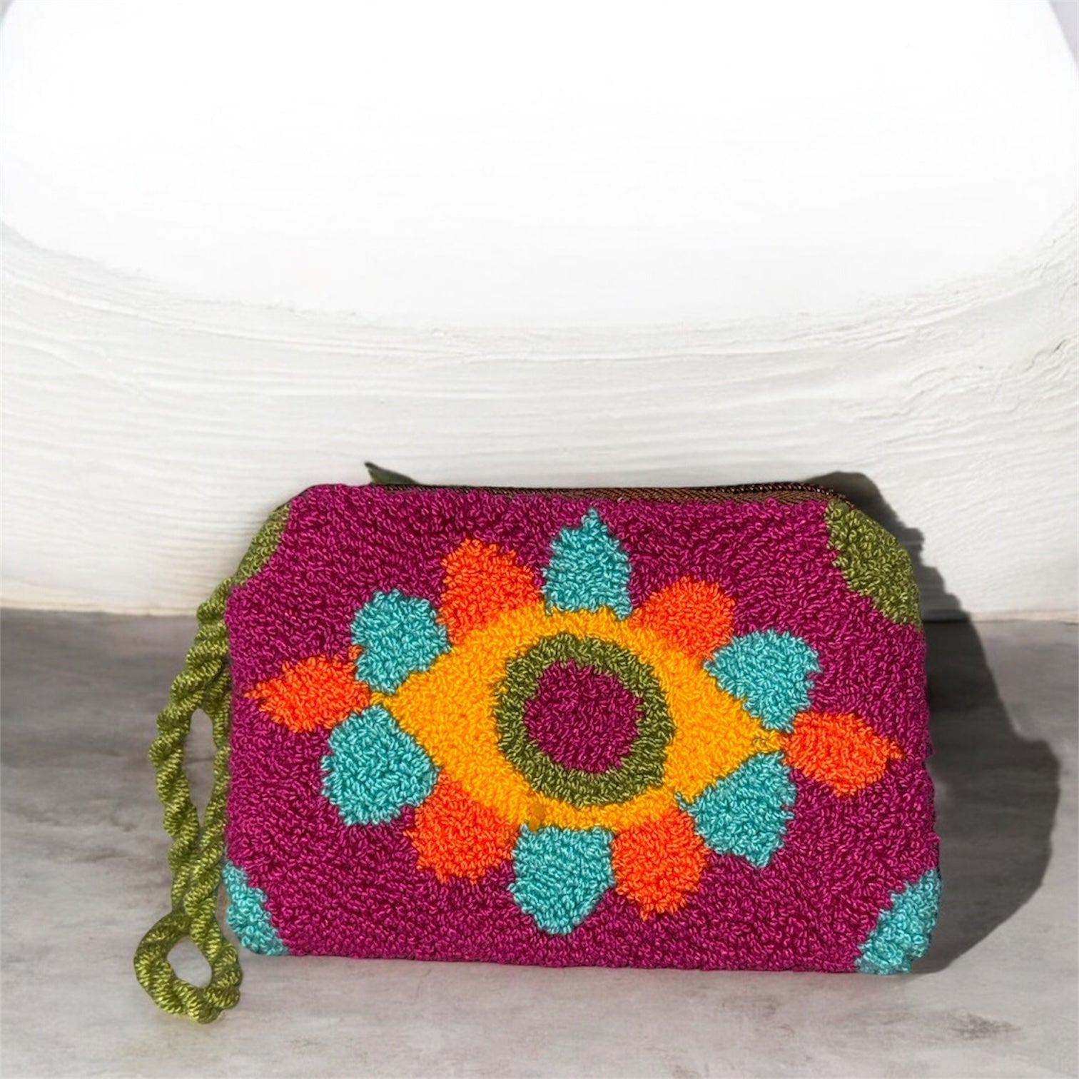 Colorful crochet pouch with a floral pattern  Montreal 