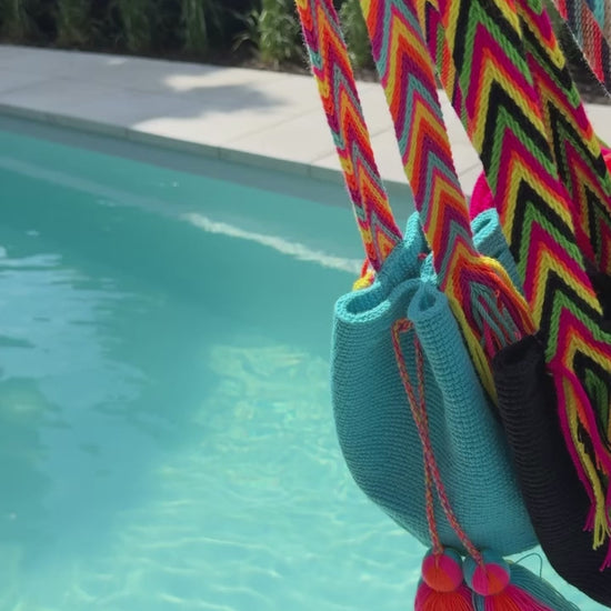 mochila, wayuu Colombian bag, handbag, handmade handbag, crossbody, shoulder bag, made in Colombia 