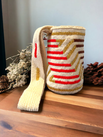 beaded wayuu bag, beaded Arhuaca bag, decorated mochila, handbag, Colombian handbag, handmade bag, earth tones, Colombian mochila, arhuaca mochila